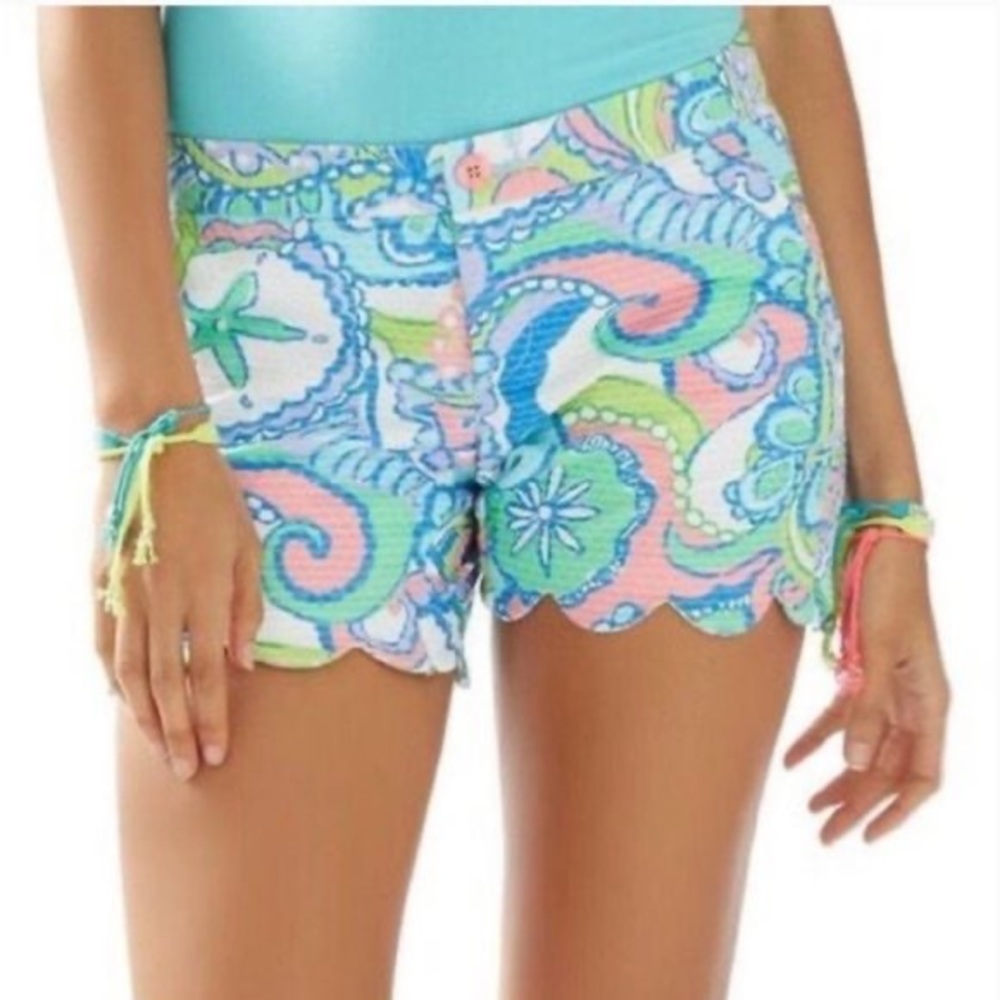 Lilly Pulitzer Scalloped Buttercup Shorts in Conch Republic Sand Dollar Print